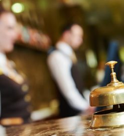 Hotel industry: the hunt for profiles is open